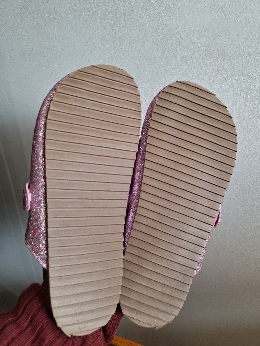 OLD NAVY Glitter Faux-Leather Buckled Clog Shoes for Girls Size 4Y - Picture 8 of 10